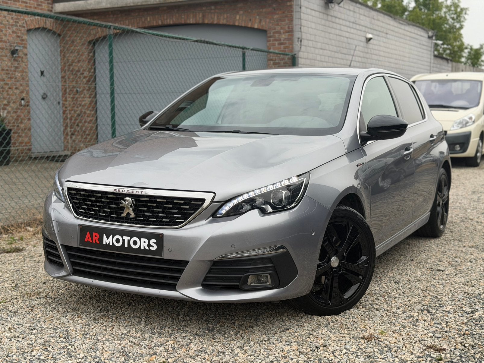 Peugeot 308 GT LINE 1.2 benzine Euro6 48.000km, Autos, Argent ou Gris, Achat, Euro 6, Entreprise