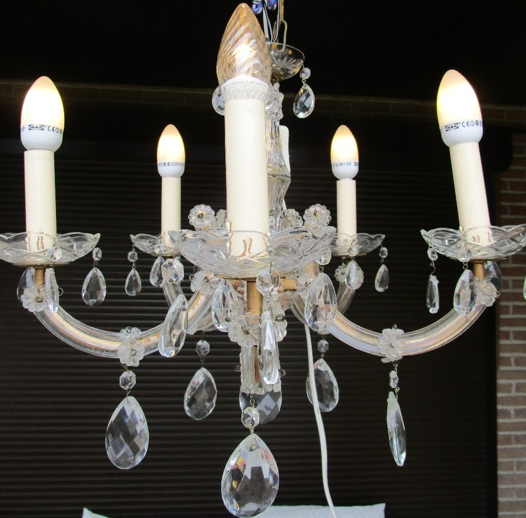 Kristallen luchter, Ophalen