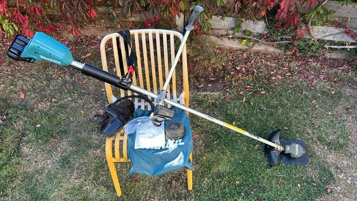 Débroussailleuse Makita DUR 365 U, Enlèvement ou Envoi, Utilisé, 10 à 30 cm, Batterie