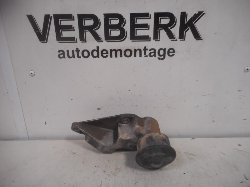 MOTORSTEUN VOOR Audi 100 Avant Quattro (C4) (4AO199343D), Gebruikt, Audi