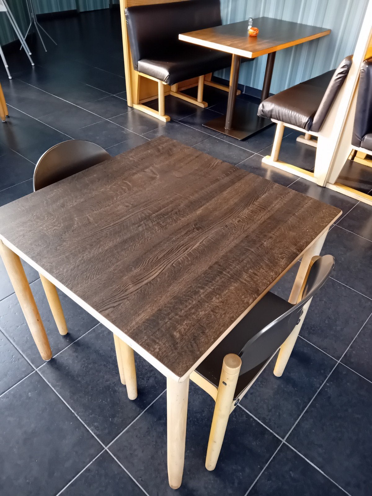 2 vierkante houten tafels 2p, Ophalen, Gebruikt, 50 tot 100 cm, Vierkant