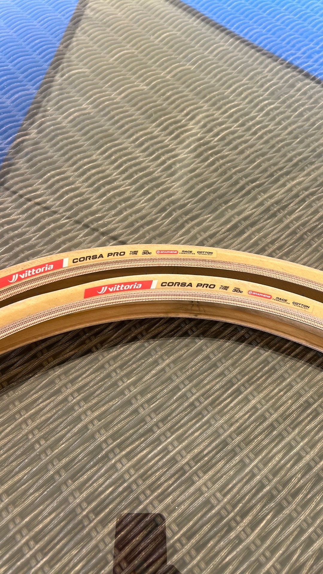 Vittoria corsa pro 30c cotton, Enlèvement, Comme neuf
