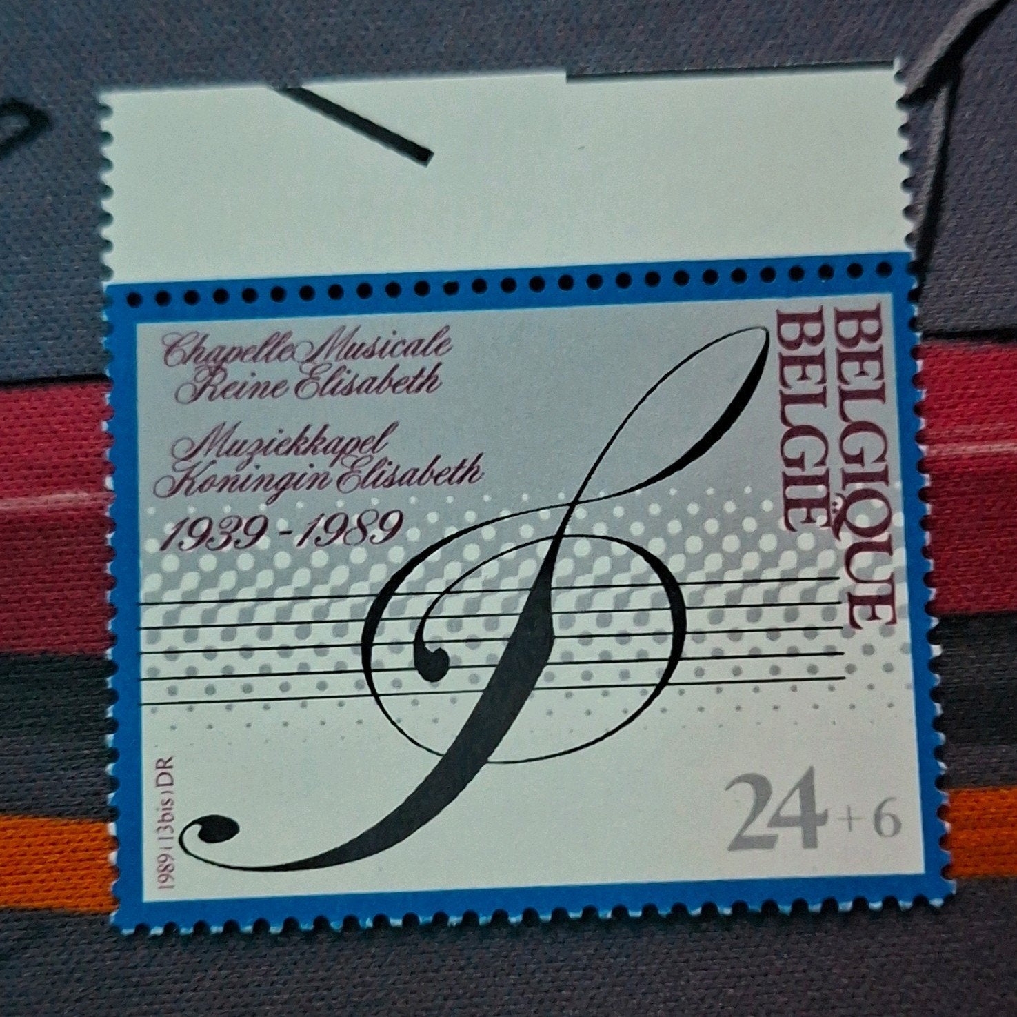 Postzegel Muziekkapel Koningin Elisabeth, Ophalen