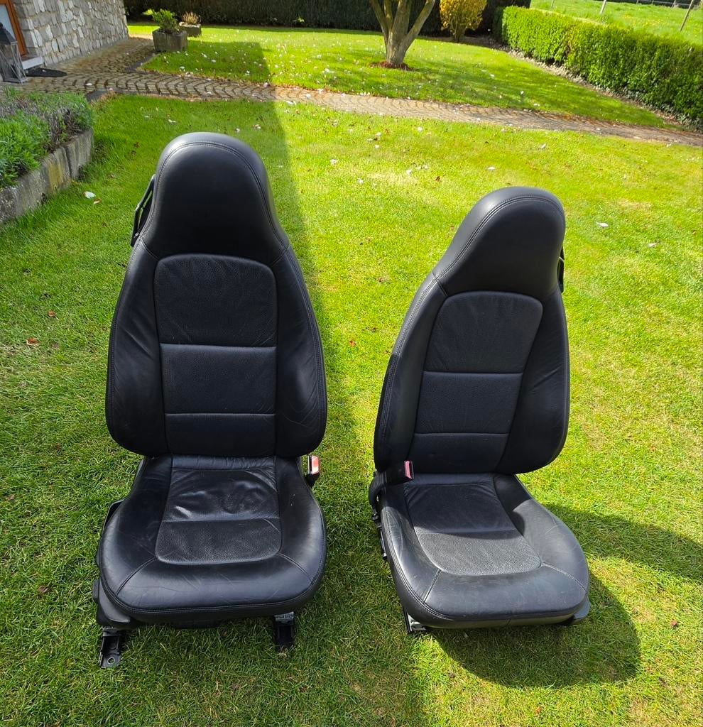 2 sieges pour BMW Z3., BMW