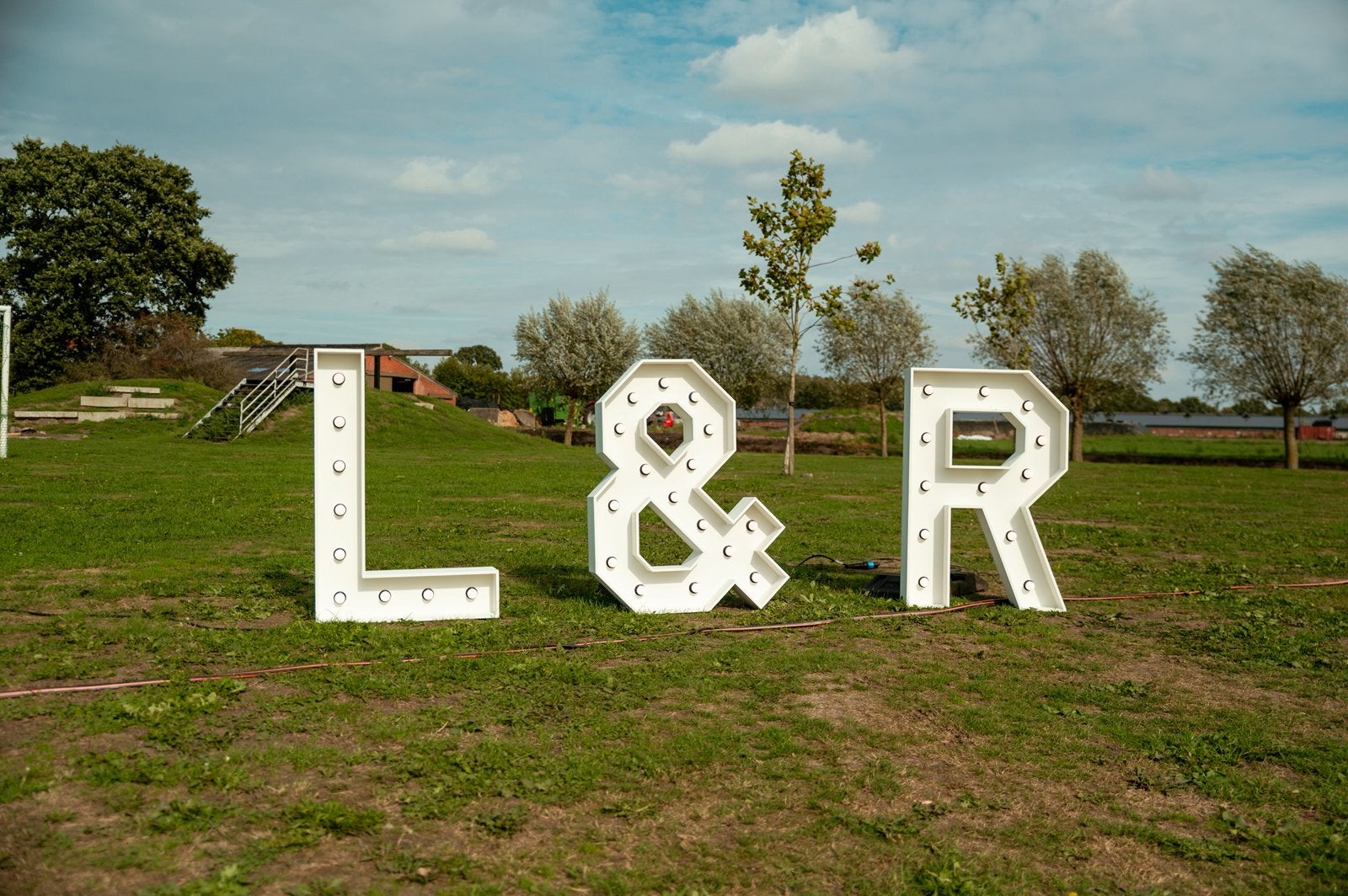 Lichtletters trouw “L” “&” “R”, Ophalen, Zo goed als nieuw