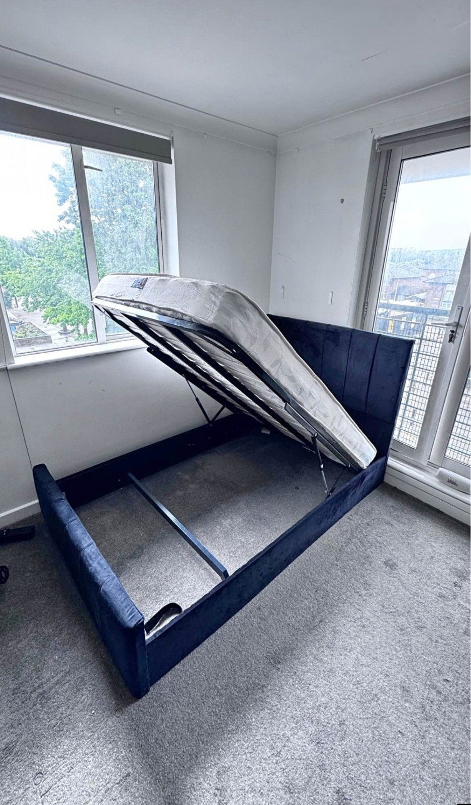 Lit avec Matelas – Plusieurs Tailles Disponibles, Enlèvement ou Envoi