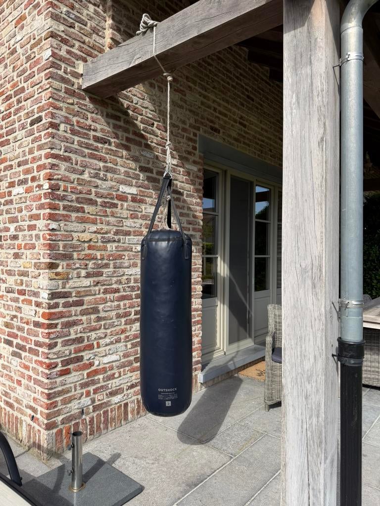 Sac de boxe Outshock 120, Sports & Fitness, Enlèvement, Comme neuf, Sac de boxe