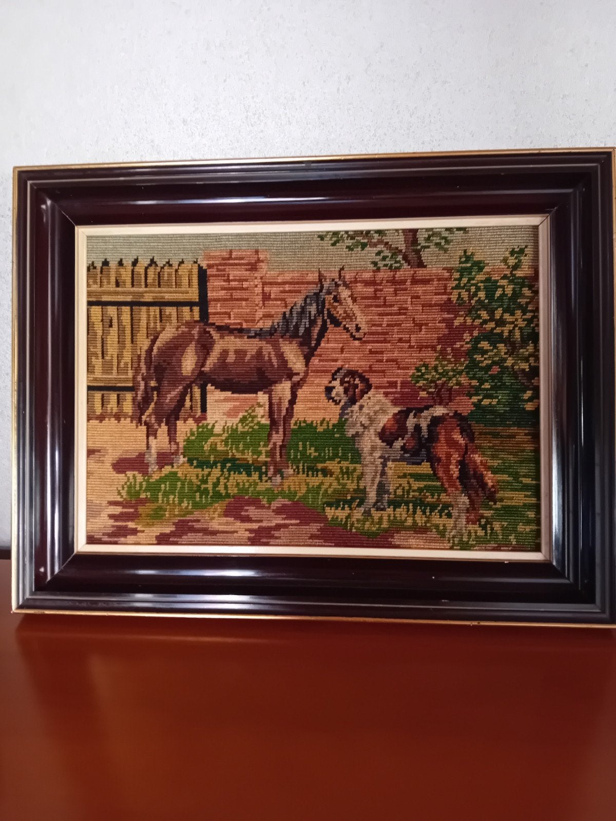 Vintage borduurwerk in kader, Antiek en Kunst, Ophalen, Vintage, Dieren