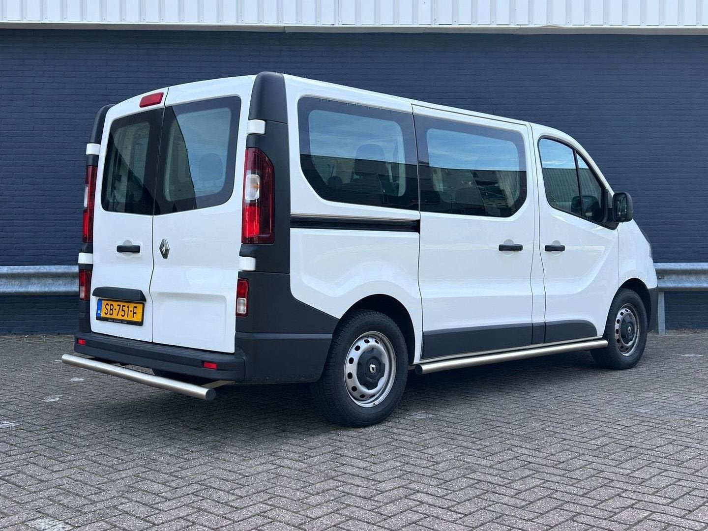 Renault Trafic Passenger 1.6 dCi Authentique Energy | € 5.45, Monovolume, Elektrische ramen, Wit, Te koop