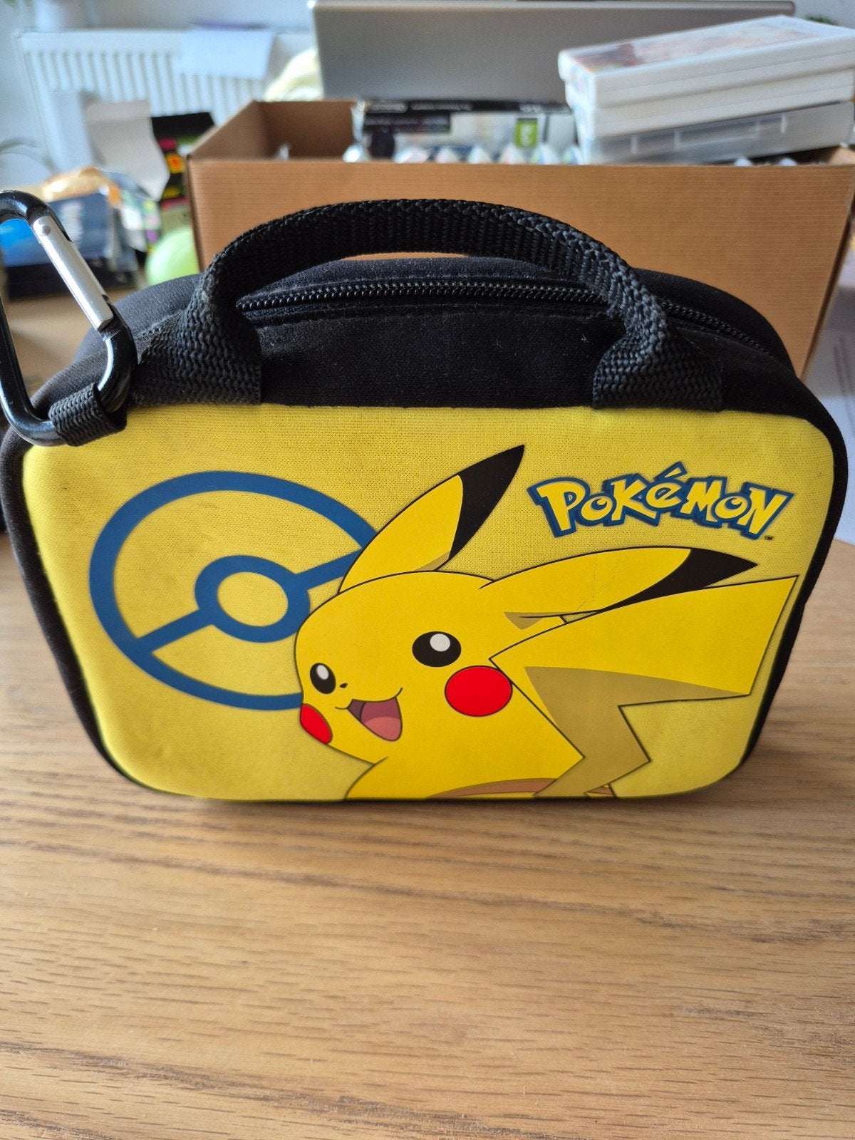 Case Nintendo 3DS Pokémon, Enlèvement