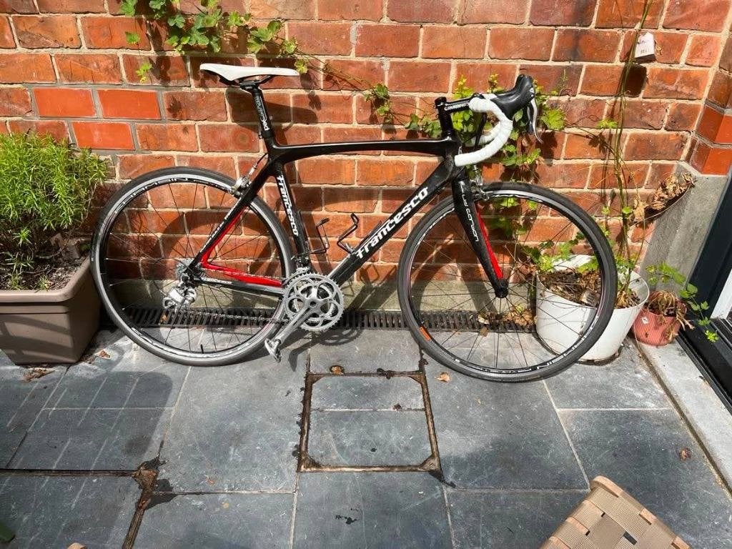francesco full carbon racebike frame 55, Vélos & Vélomoteurs, Autres marques, Frein sur jante, Comme neuf, Enlèvement