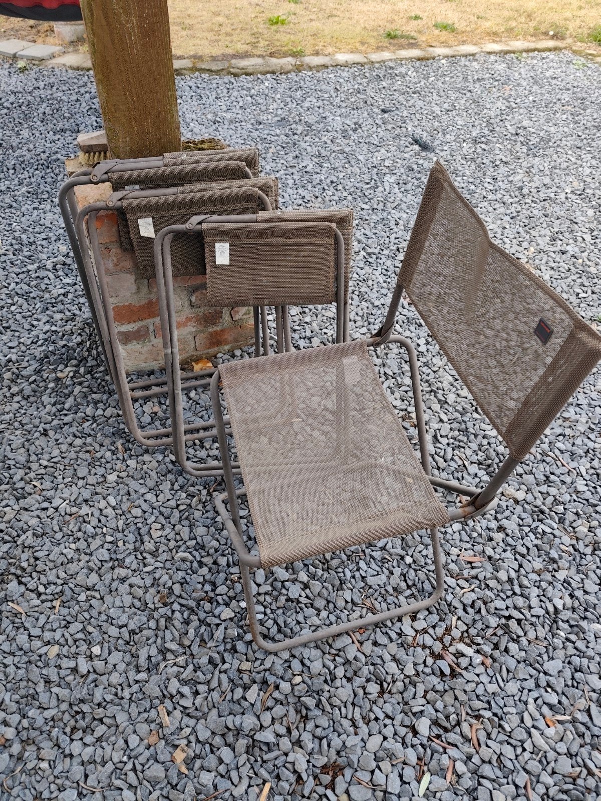 4 plooibare stoeltjes, Ophalen