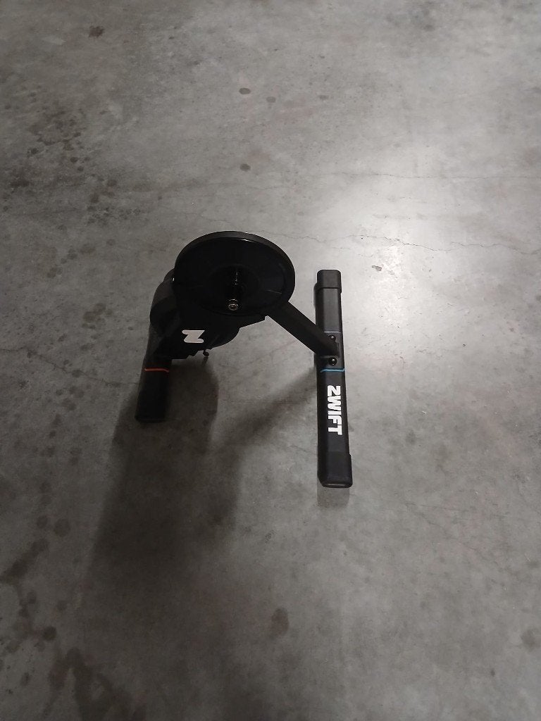Zwift Hub, Sports & Fitness, Enlèvement, Utilisé, Autres types