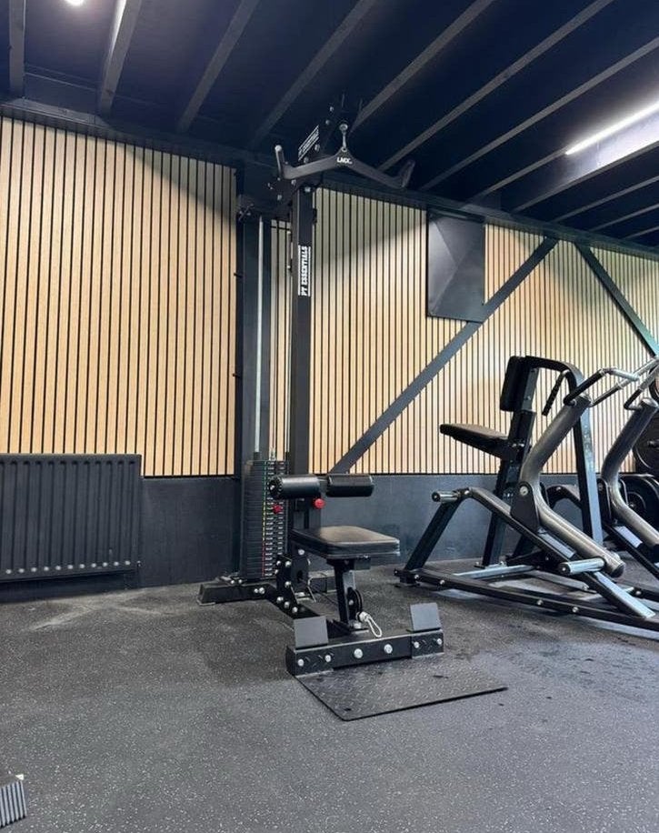 Pt essentials lat pulldown - nieuwstaat, Sport en Fitness, Ophalen