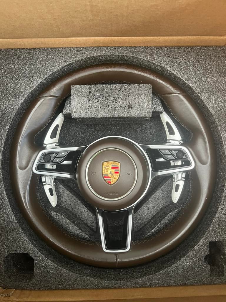 Volant porshe cayenne ou macan avec airbag oroginale, Enlèvement ou Envoi