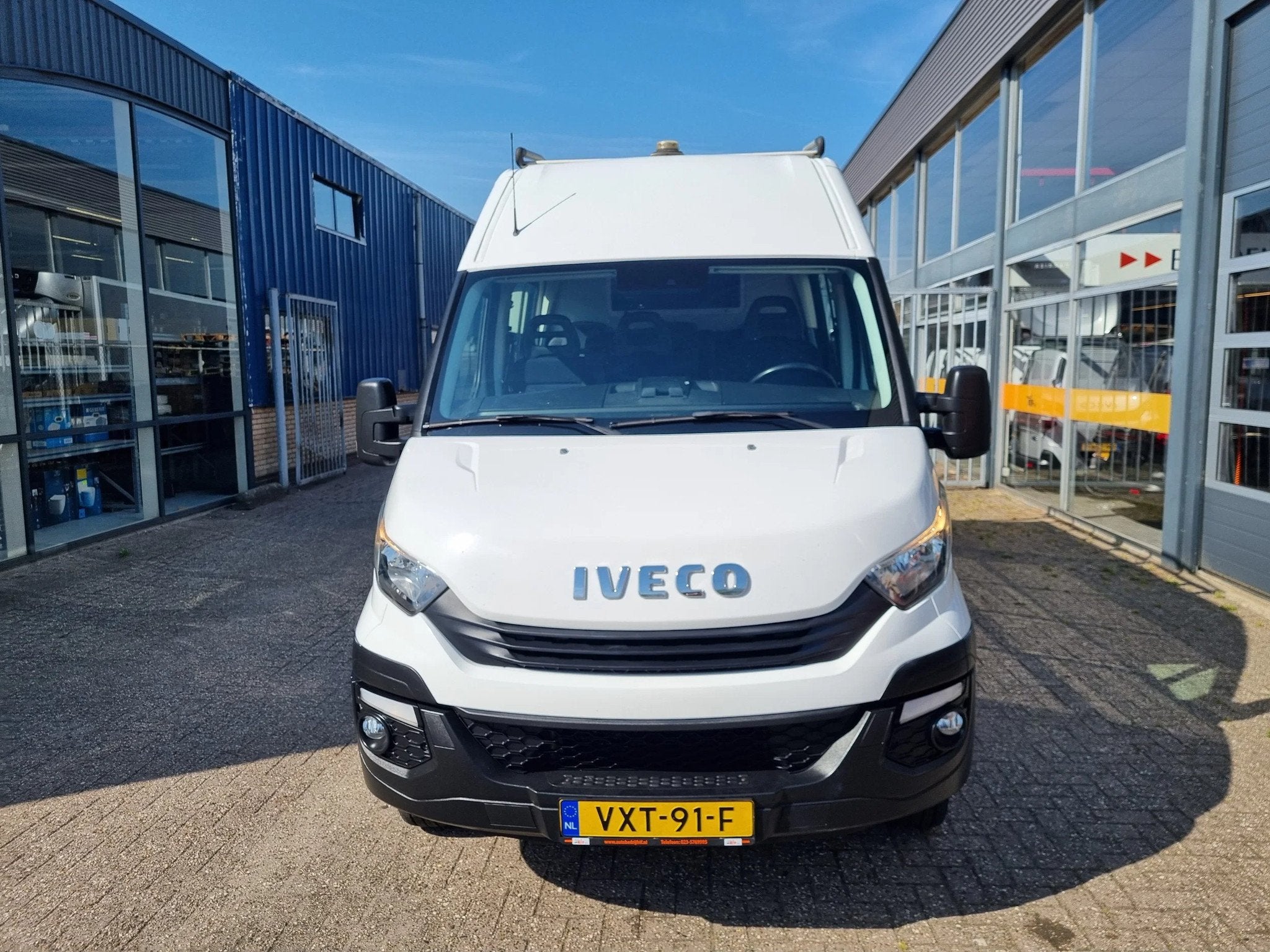 Iveco Daily 35C18 3.0D L2H2 DC Dubbele Cabine Euro 6, Autos, Achat, Euro 6, Iveco, Diesel