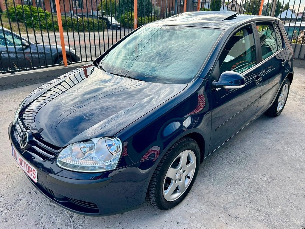 Volkswagen golf 5 1600 fsi ** 98.000km ** zonnedak **, Voorwielaandrijving, Dealer onderhouden, Stof, 1599 cc
