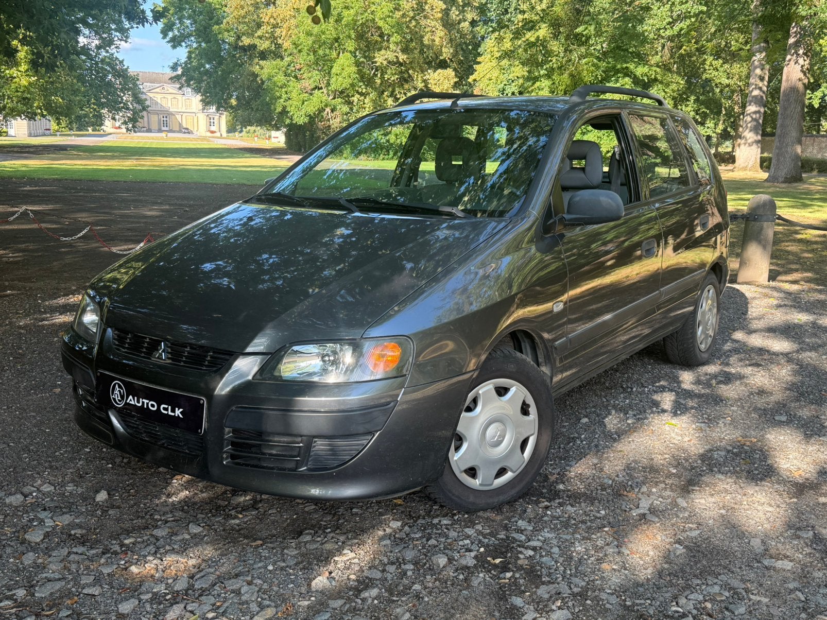 Mitsubishi Space Star 1.6i ESSENCE Seulement 090.000km AIRCO, Autos, Achat, Boîte manuelle, Entretenue par le concessionnaire