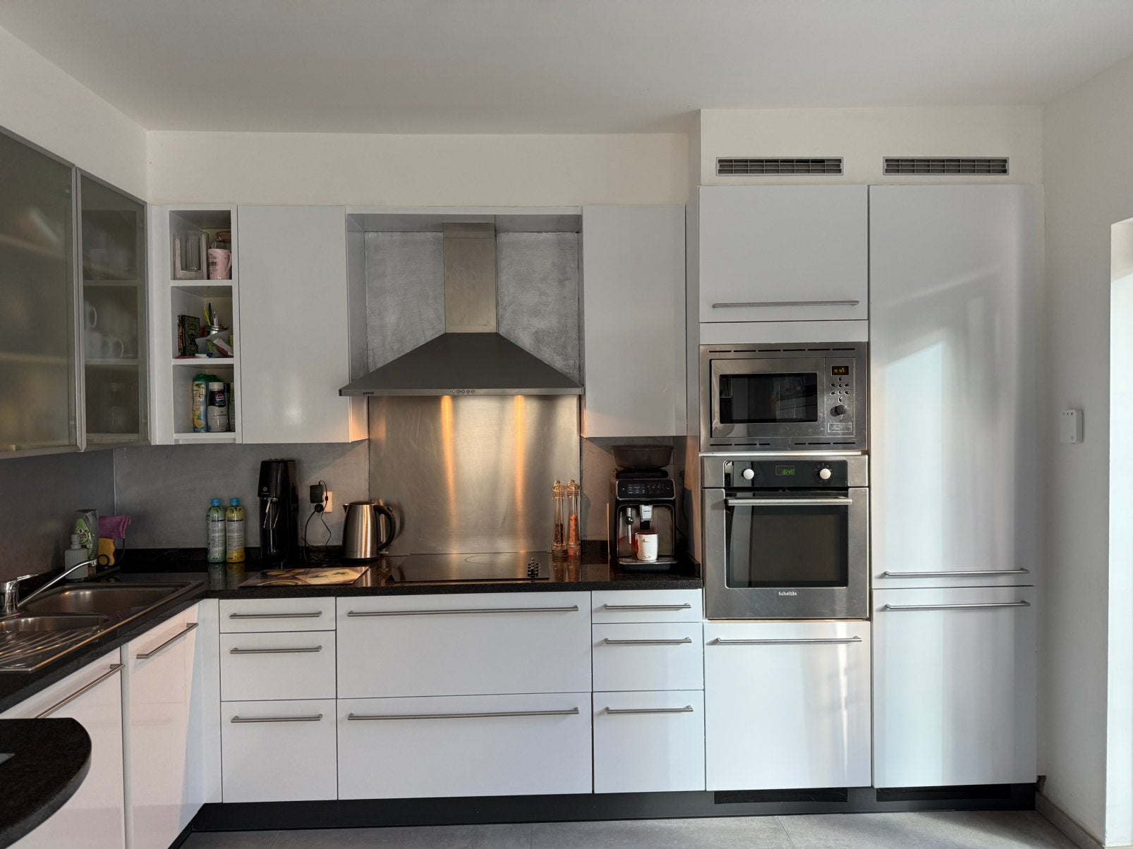 Cuisine complète a vendre, Granit ou Pierre, Enlèvement, Utilisé, Blanc
