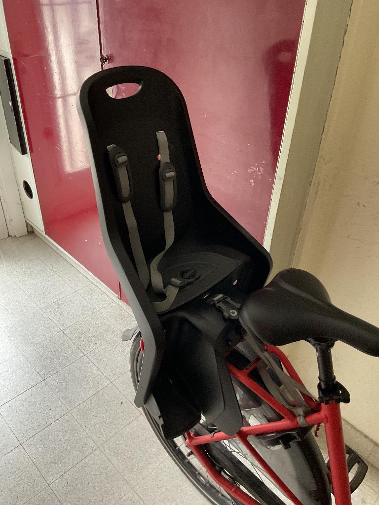 fietsstoeltje kind polisport, Fietsen en Brommers, Ophalen, Achterzitje, Gebruikt, 9 t/m 18 kg