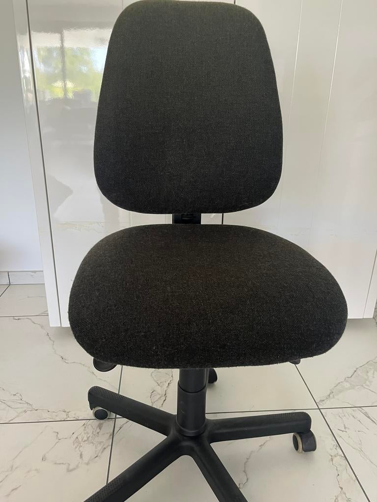 Bureaustoel - als nieuw, Huis en Inrichting, Bureaustoelen, Ophalen, Zo goed als nieuw, Grijs, Bureaustoel