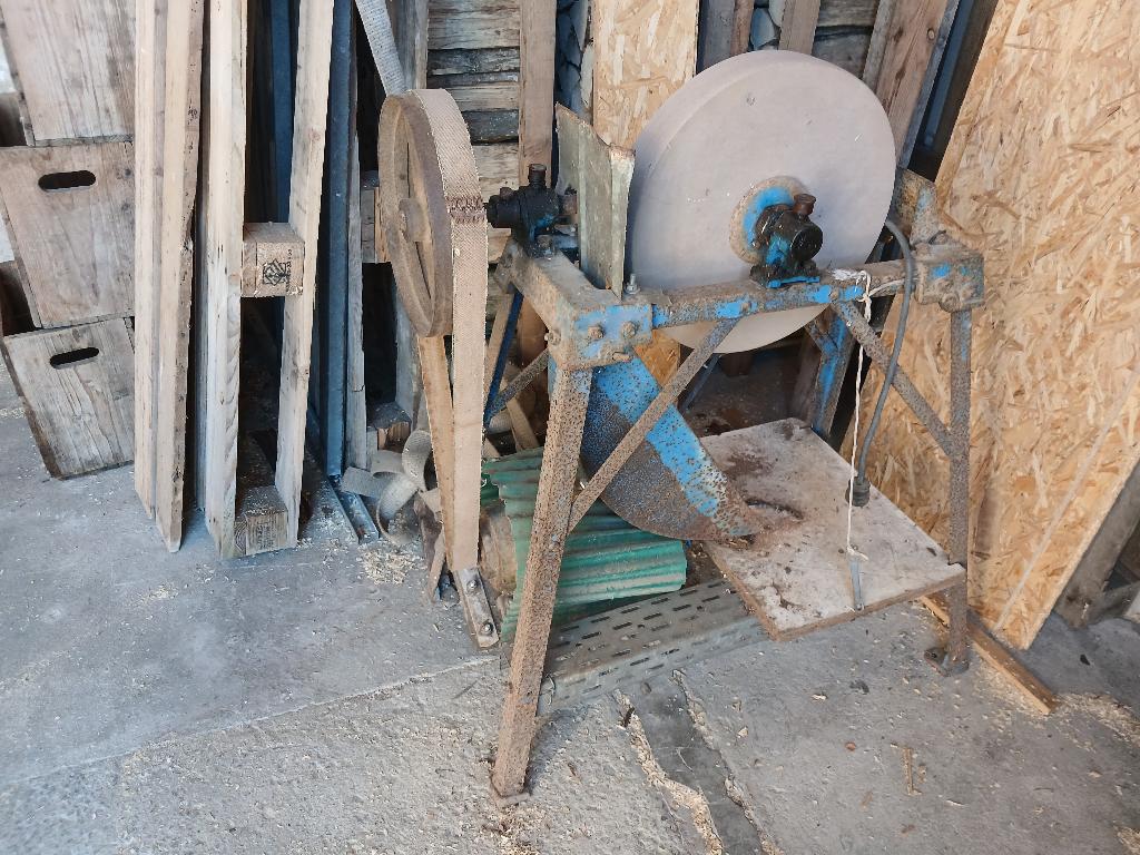 Meule, Bricolage & Construction, Enlèvement, Utilisé