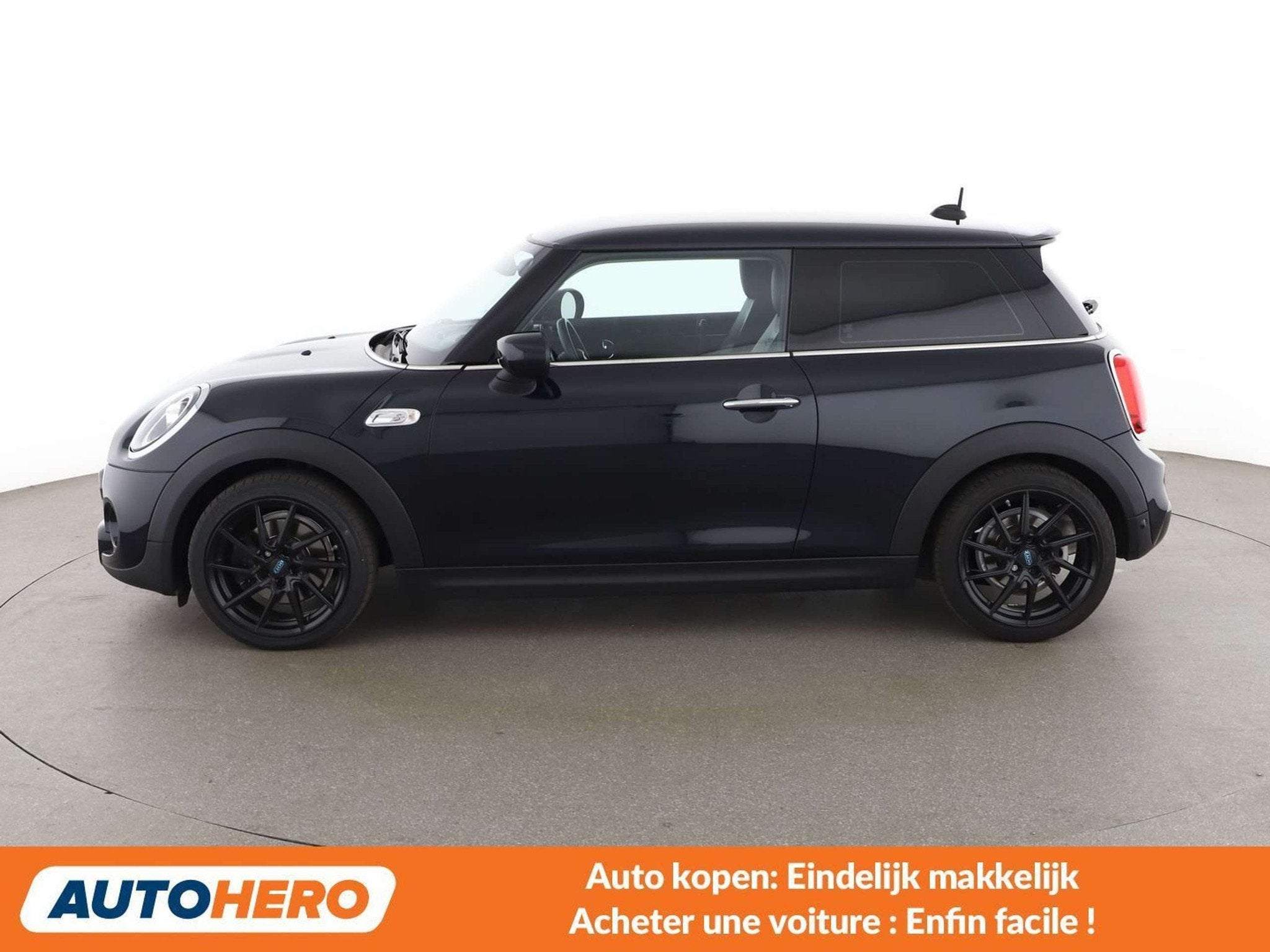 MINI Cooper S Cooper S (bj 2019), Auto's, Mini, Voorwielaandrijving, Gebruikt, Zwart, Handgeschakeld