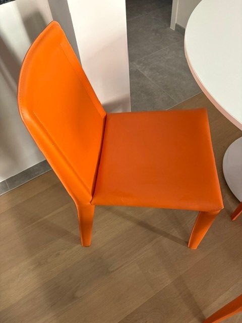 Design tafel met 4 lederen stoelen eyecatcher, Ophalen, Zo goed als nieuw, Design modern