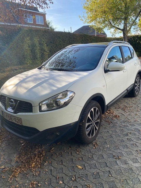 Nissan Qashqai - 152.150 km, Voorwielaandrijving, Stof, 4 cilinders, Wit
