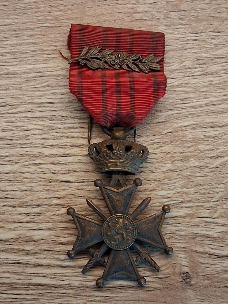 Belgische oorlogskruis met palm, Verzamelen, Verzenden