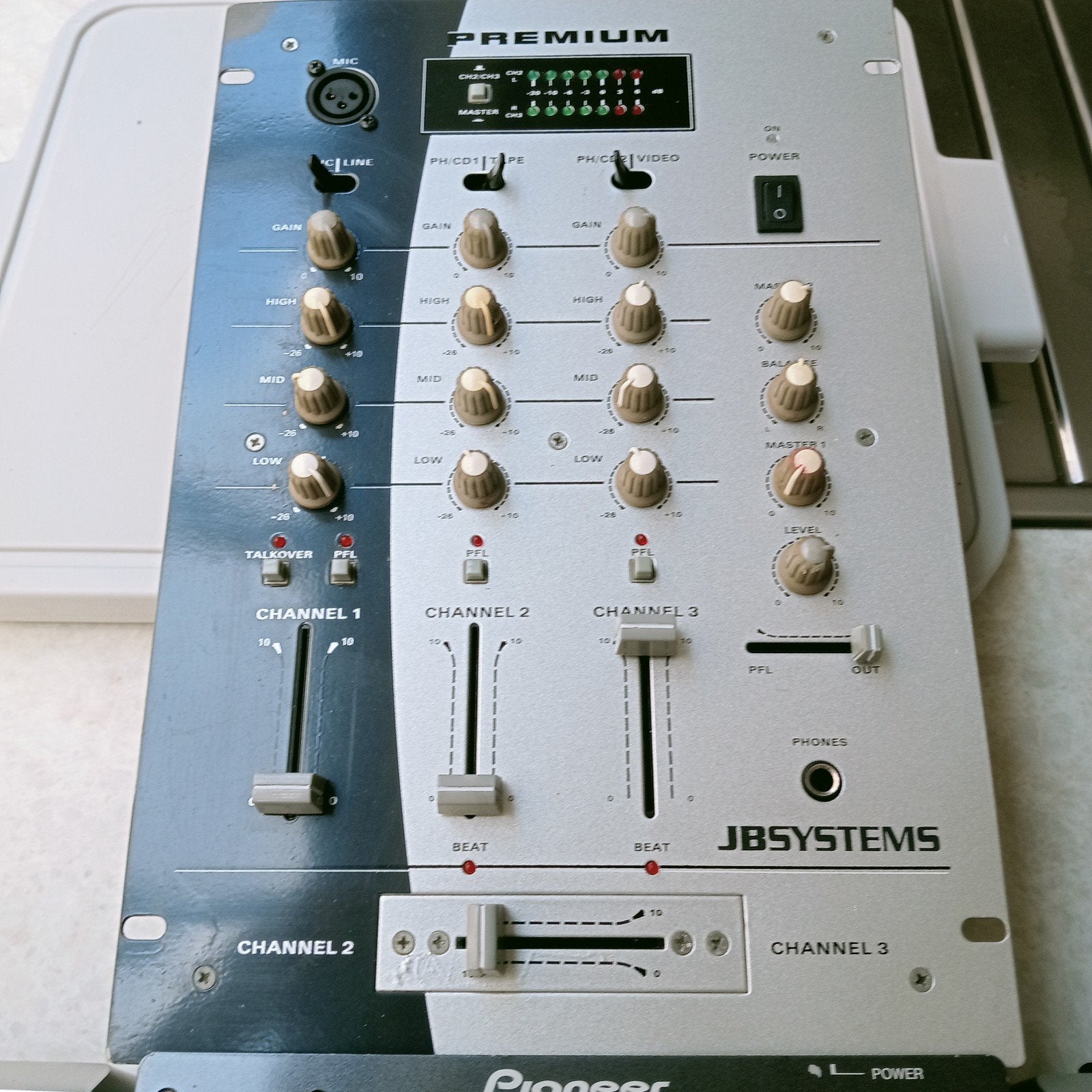 DJ mengpaneel JB system, Enlèvement, Utilisé, 5 à 10 canaux, Entrée micro