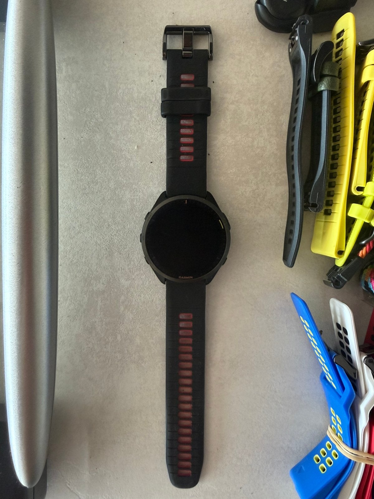 Garmin Forerunner 965, Handtassen en Accessoires, Sporthorloges, Ophalen, Zo goed als nieuw