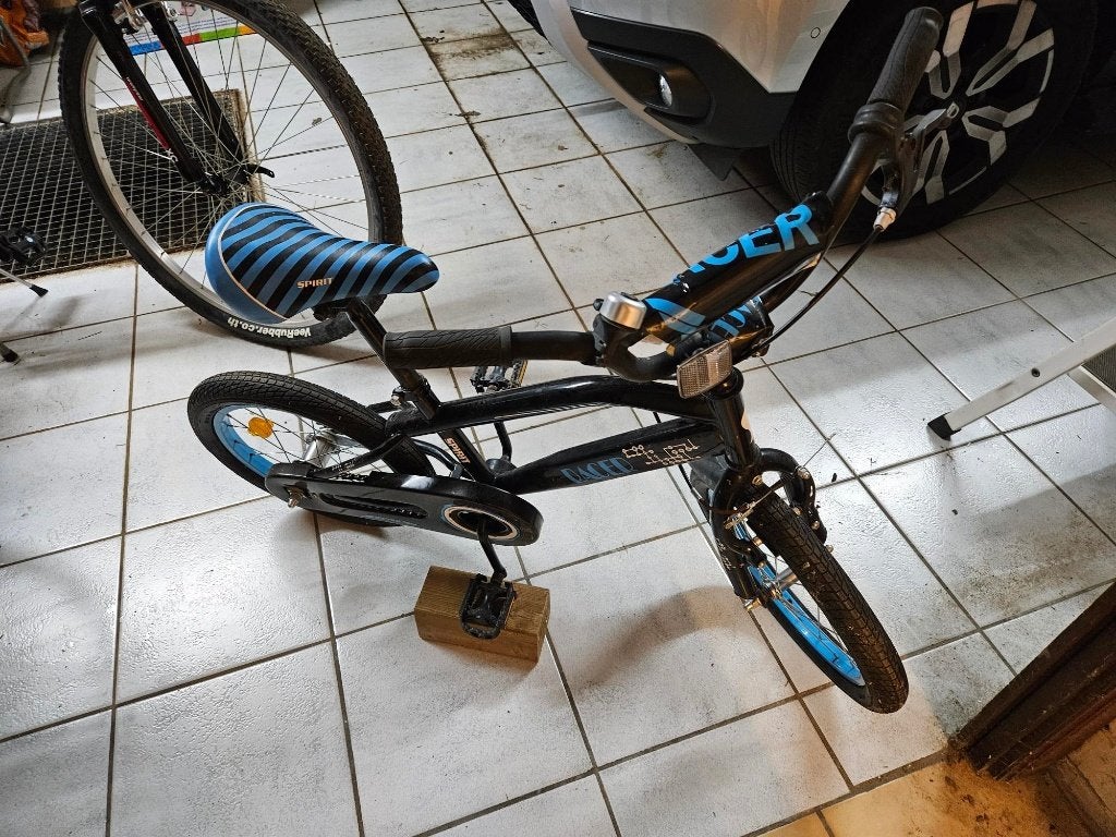 Kinderfiets blauwzwart "RACER SPIRIT", Fietsen en Brommers, Fietsen | Kinderfietsjes, Ophalen, Terugtraprem, Gebruikt, Minder dan 16 inch