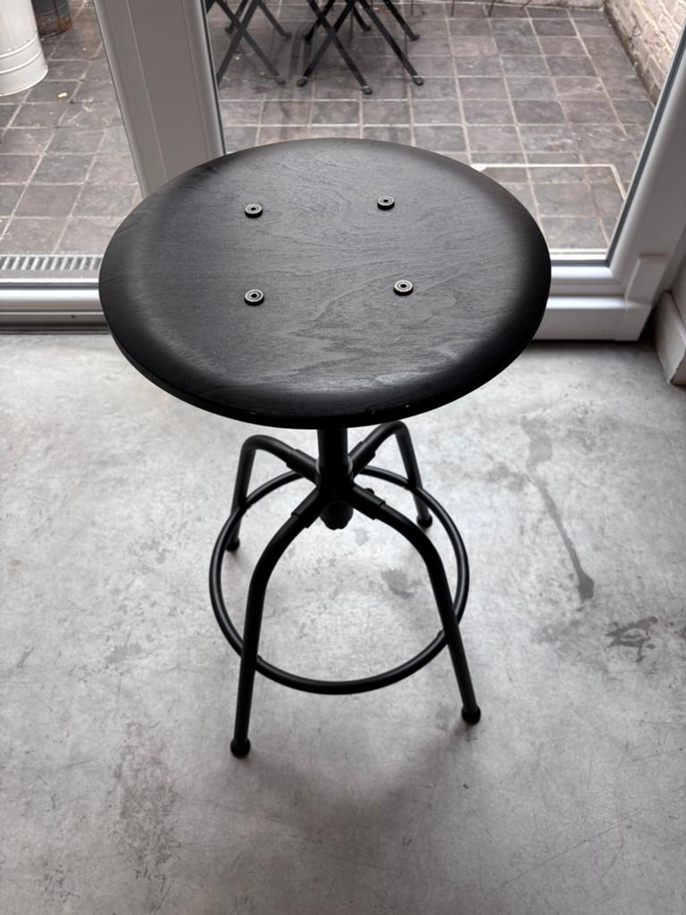 Krukje IKEA KULLABERG, Ophalen, In hoogte verstelbaar, Zo goed als nieuw
