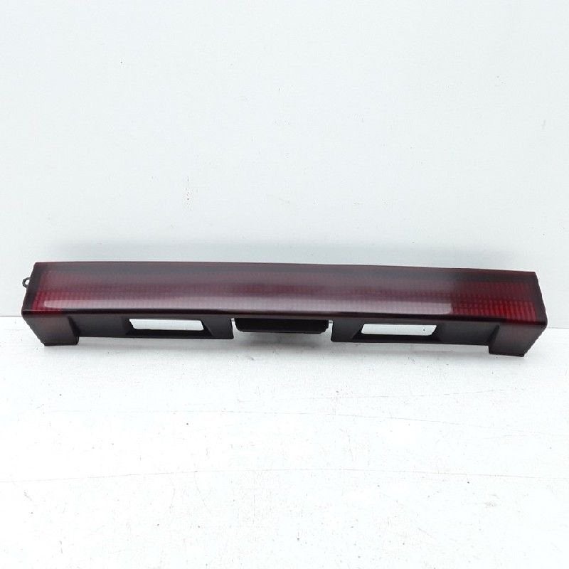 CATADIOPTRE COFFRE COUVERCLE Previa (R3) (|42277171|), Utilisé, Toyota