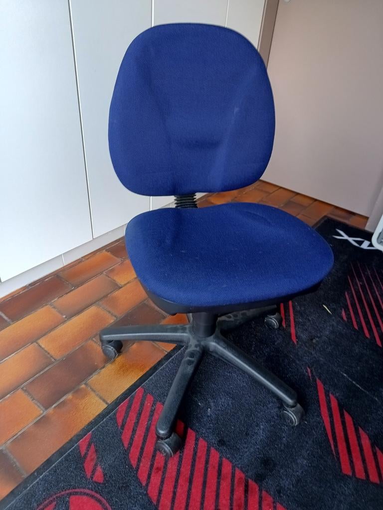 Bureaustoel, Ophalen, Bureaustoel
