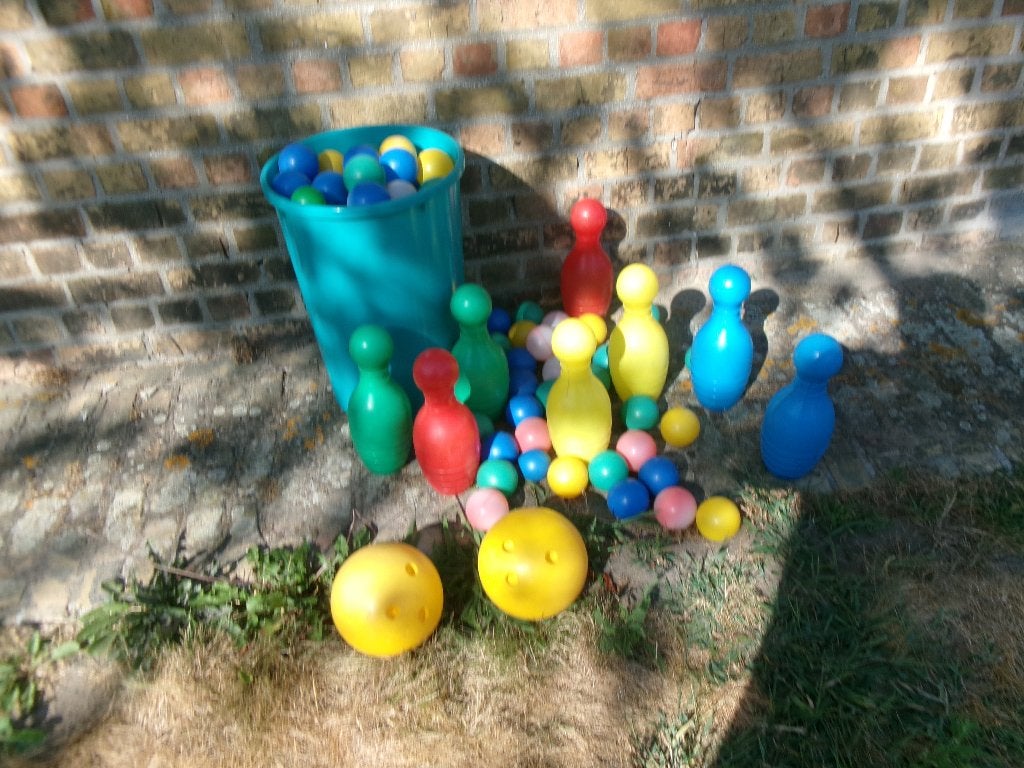speelballen bowlingballen en kegels, Ophalen, Zo goed als nieuw
