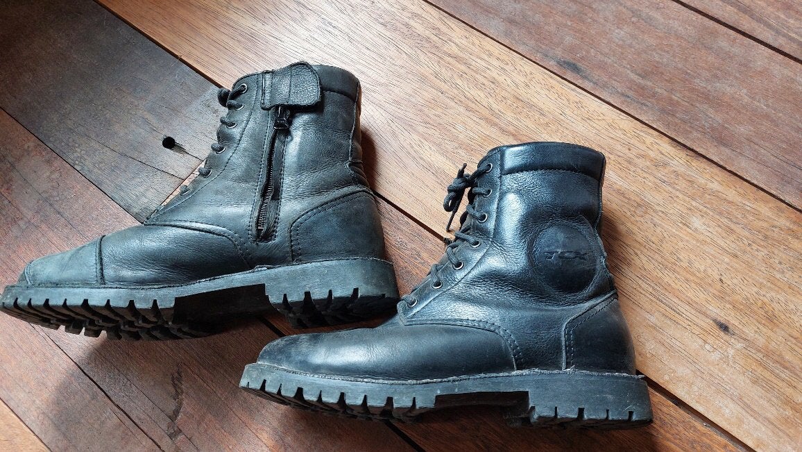Bottes de moto en cuir taille 42, Enlèvement, Hommes
