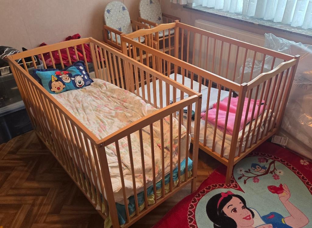 Houten Babybed, Kinderen en Baby's, Babywiegjes en Ledikanten, Ophalen, Zo goed als nieuw, Overige typen