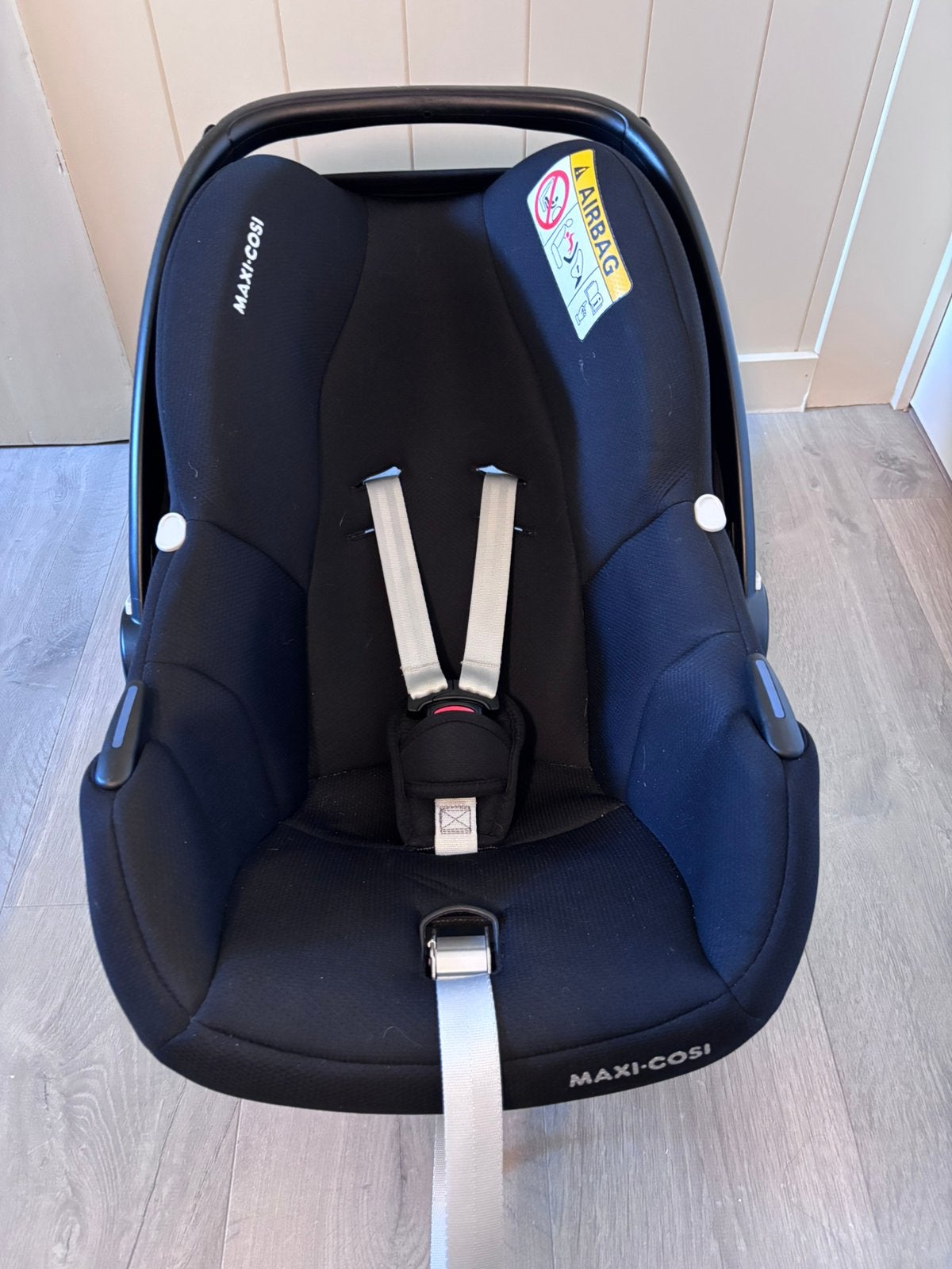 Maxi cosi, Enlèvement, Comme neuf