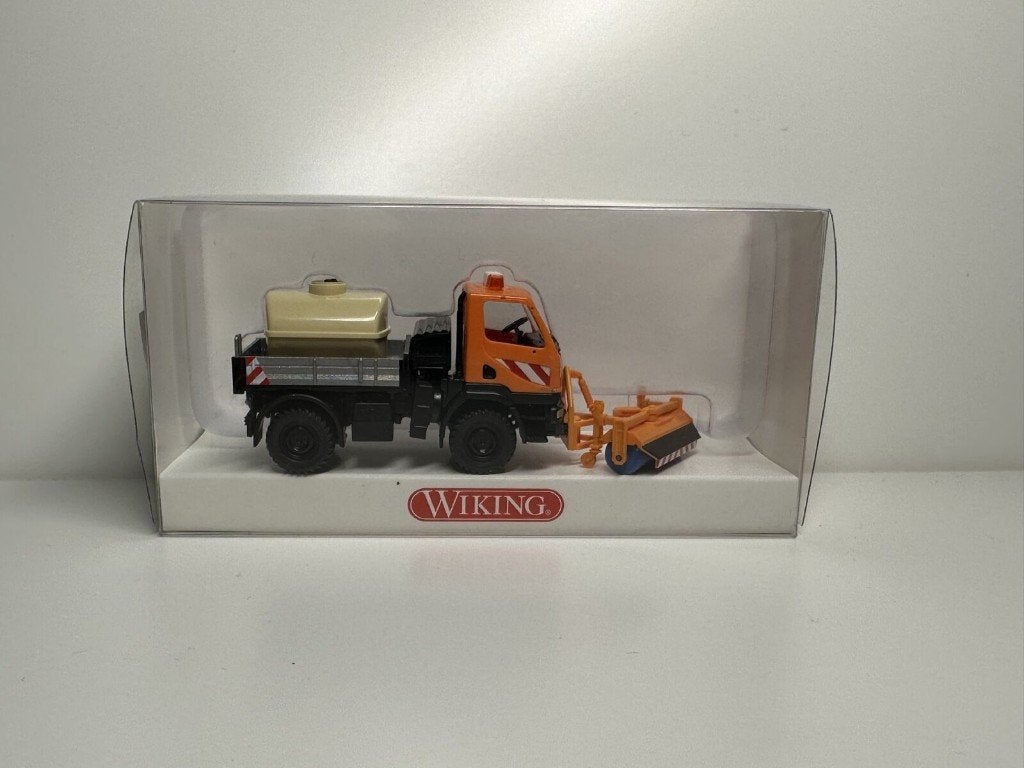 MERCEDES 4x4 Unimog U20 Nettoyage 1/87 HO WIKING Neuf+Boite, Ophalen, Nieuw, Hijskraan, Tractor of Landbouw, Wiking