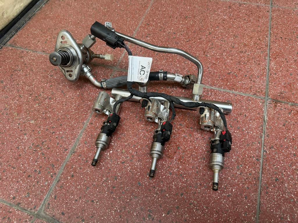 Injectoren + hogedrukpomp 1.5l YZJA, Auto-onderdelen, Ophalen, Ford