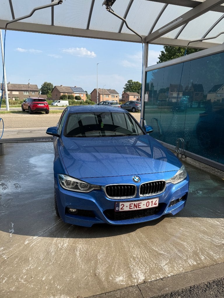 Bmw 330e m pakket interieur en exterieur, Autos, Euro 6, Alcantara, Noir, 5 portes