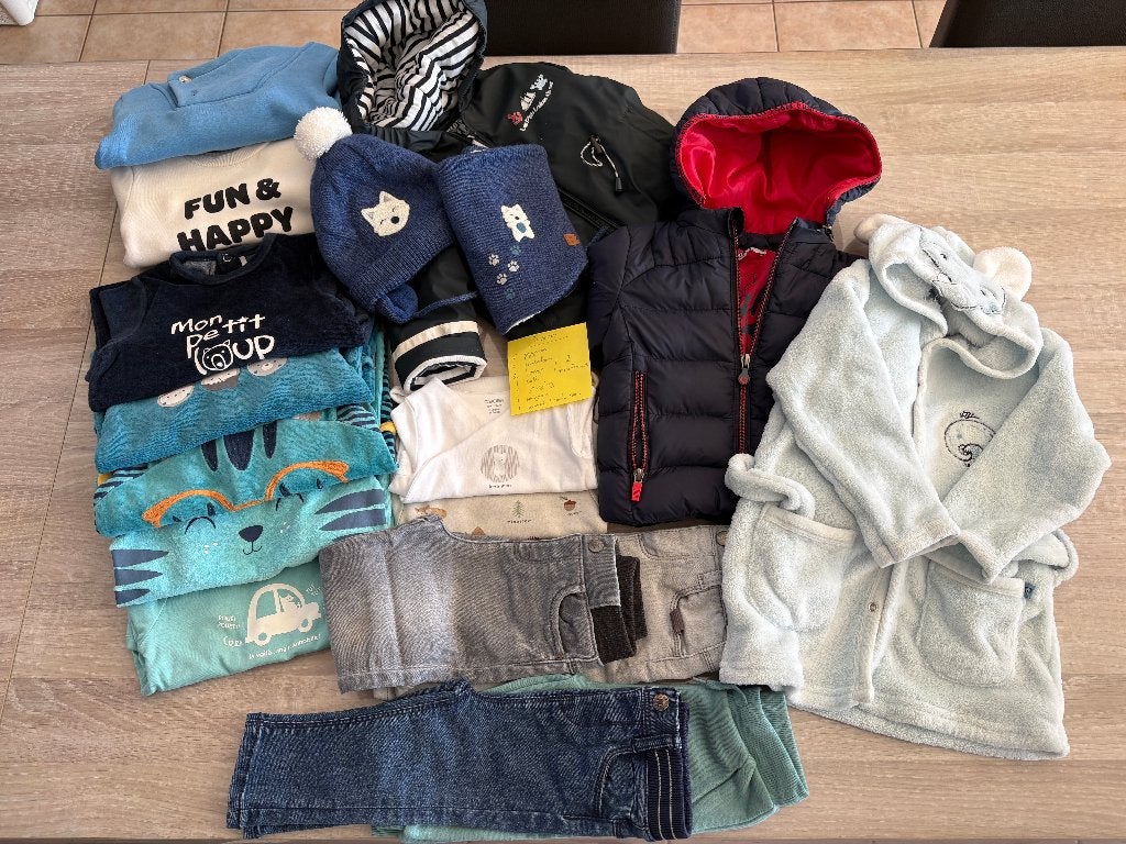 lot vêtement garçon 9 mois, Enfants & Bébés, Enlèvement ou Envoi, Comme neuf, Taille 74