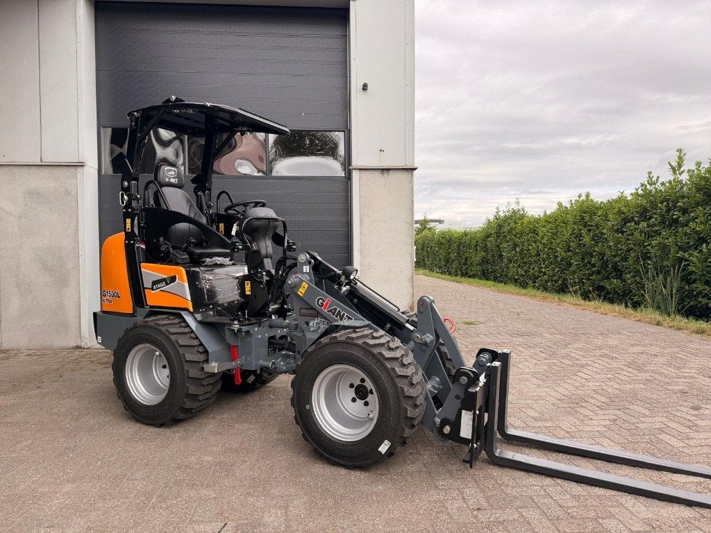 Giant G1500L Xtra kniklader, Ophalen, Bulldozer