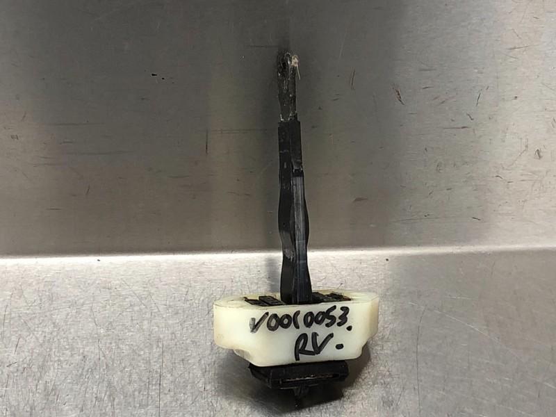 MECANISME DE VEROUILLAGE PORTE AVANT DROITE Jimny Hardtop, Utilisé, Droite, Suzuki