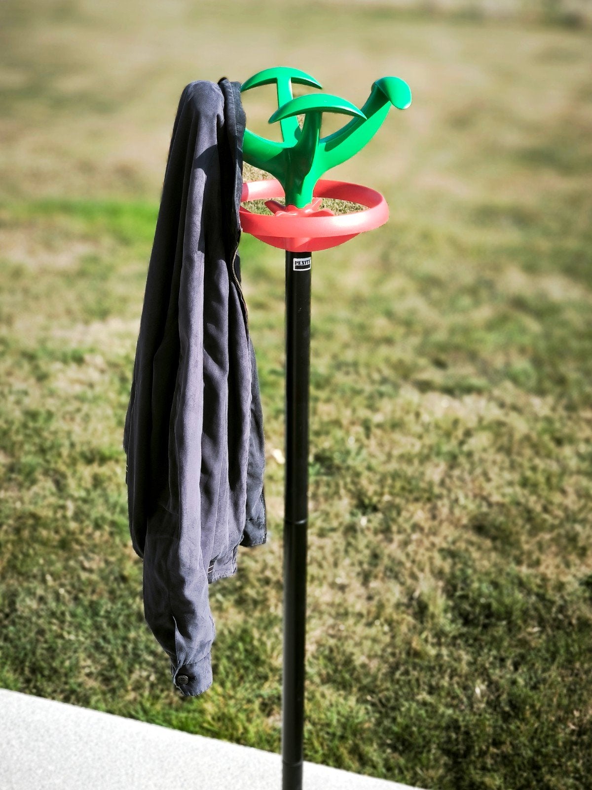 Porte-manteaux "le Cactus" de Raul Barbier pour Rexite, Utilisé, Autres matériaux, Portemanteau sur pied, 150 à 200 cm