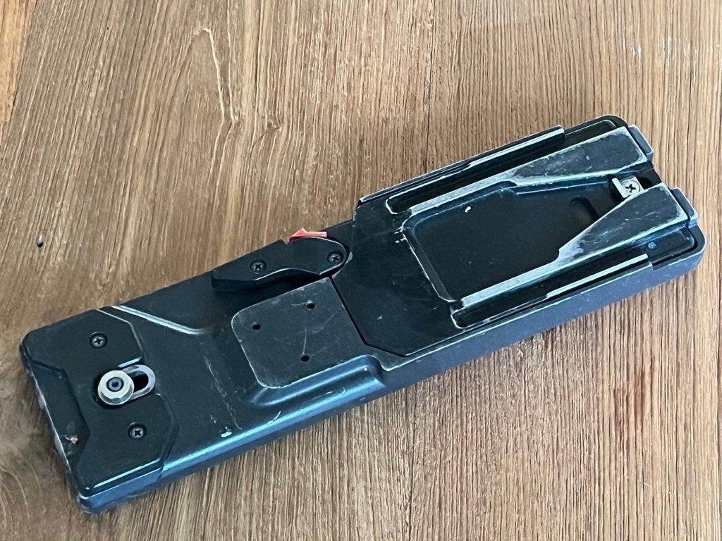 Sony VCT-14 snelkoppelplaat voor videocamera - exemplaar 2, Ophalen, Gebruikt, Overige typen, Snelkoppelingsplaat