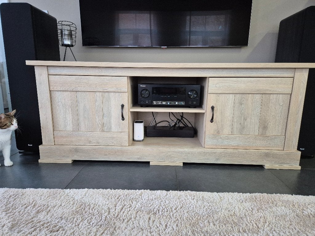 TV meubel. Witte eiklook, Ophalen, Overige materialen, Gebruikt, 150 tot 200 cm