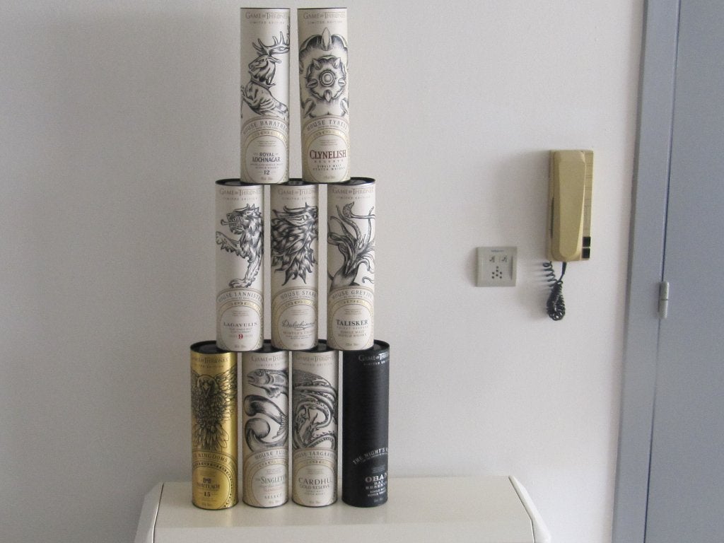 Volledige reeks whisky - Game of Thrones - ( 9 flessen ), Collections, Marques & Objets publicitaires, Neuf, Autres types, Enlèvement